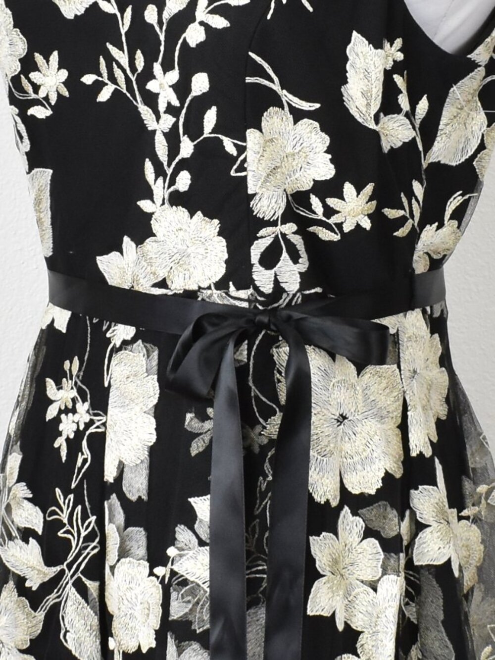 Alex Evenings Floral Embroidered Formal Midi Dress - 8p - Picture 10 of 12